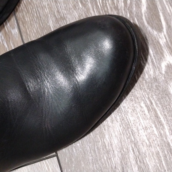 UGG black leather ankle booties with croc print heels. Size 8 - Picture 2 of 14